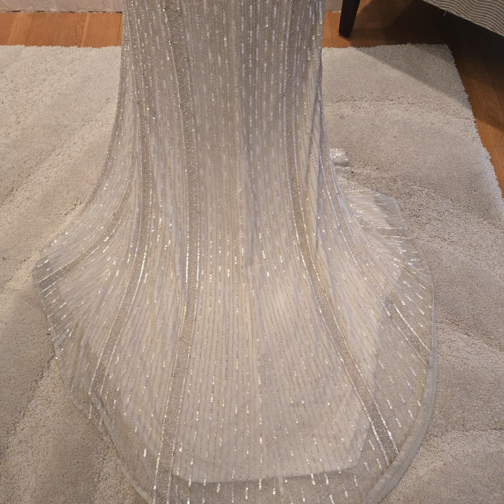 NEW AVA PRESLEY Strapless White And Silver Beaded/Sequin Prom Formal Gown Dress. - Picture 8 of 8